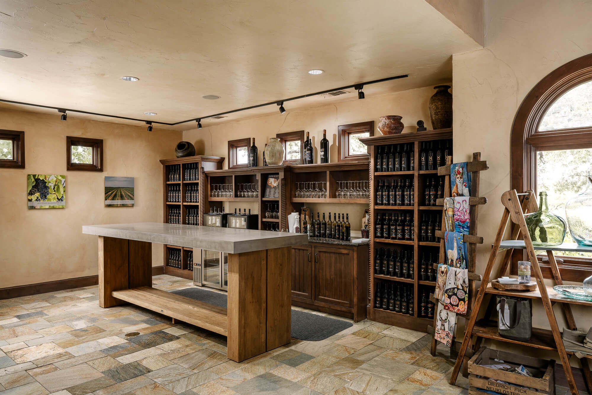 Fredericksburg HWY 290 Vineyards Grape Creek Vineyards